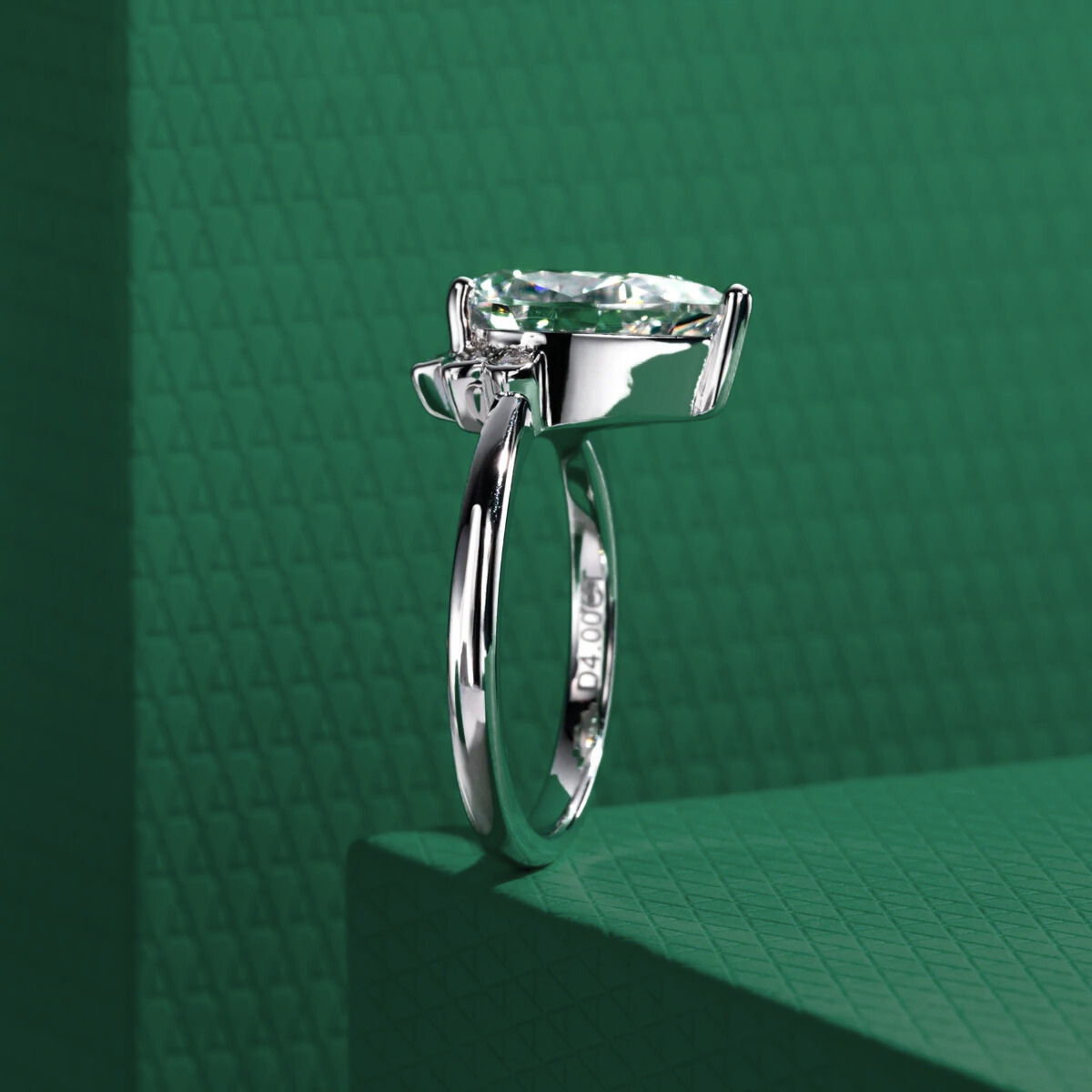 Flower Pear Moissanite Ring