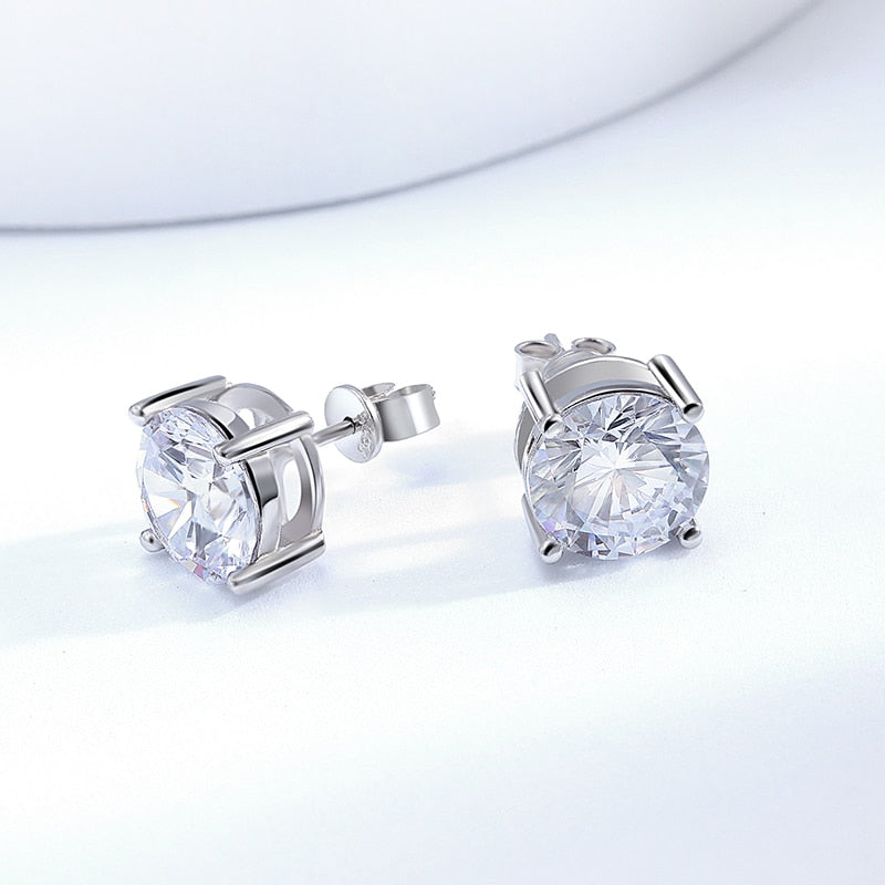 Moissanite Stud Solitaire Earring in 18k Gold