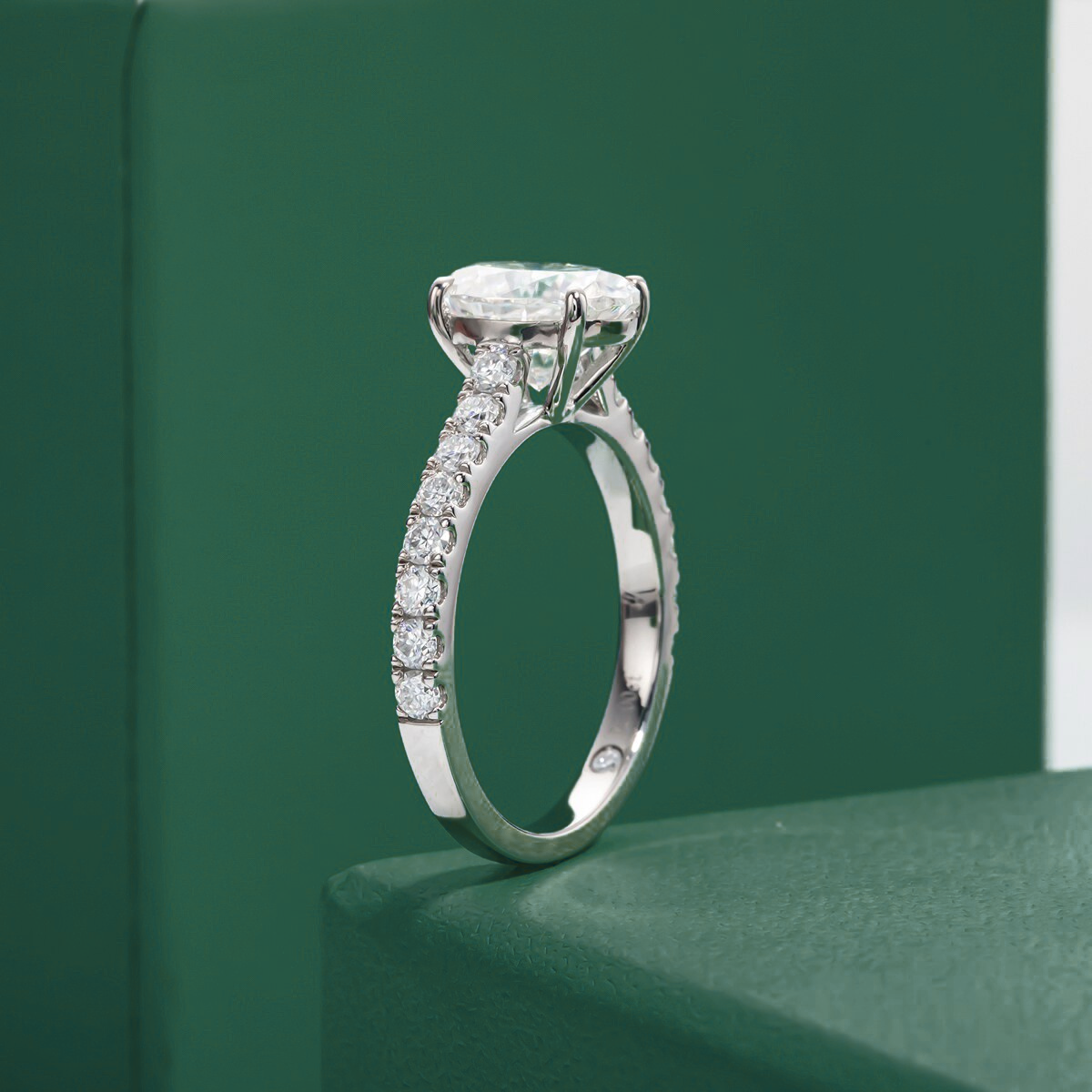 Oval Moissanite Ring