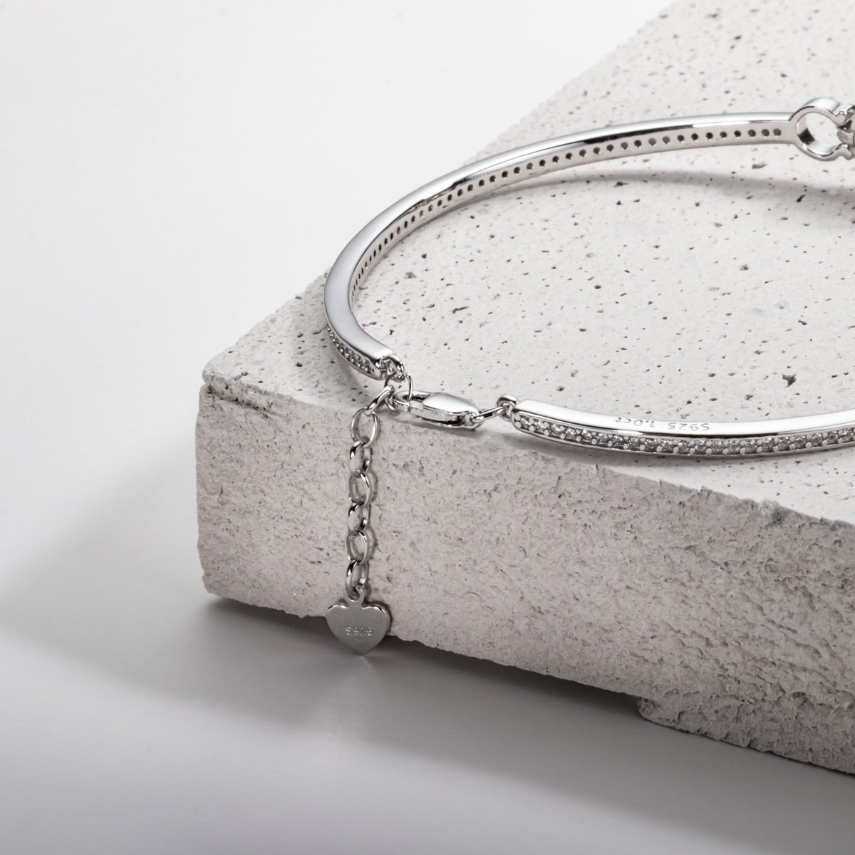 Brilliant Crown Bracelet Moissanite and 18k White Gold Plated Silver