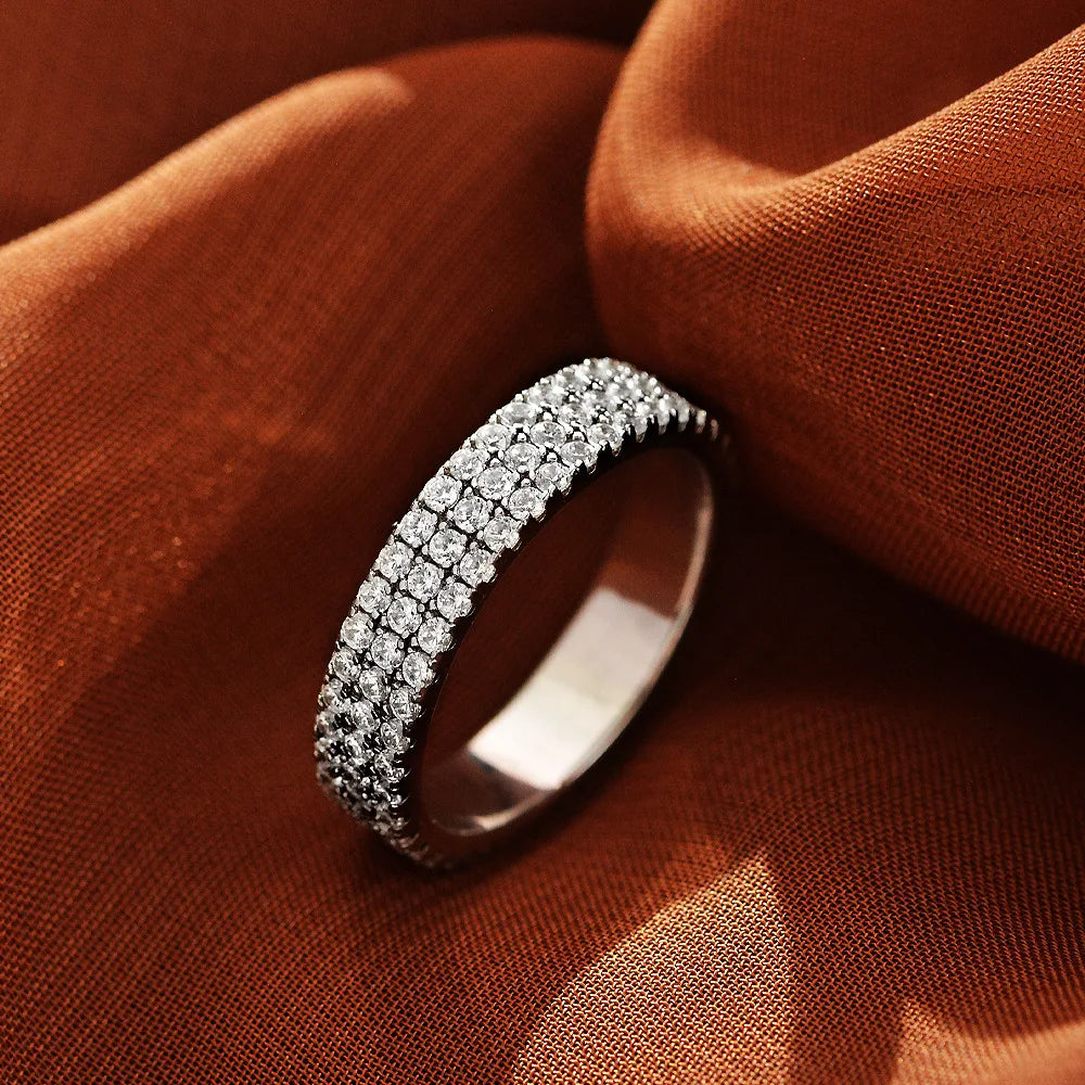 Moissanit -Ring in 925 Silber gesetzt