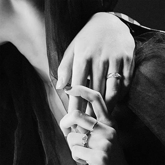 Hoheit Missanit Ring Marquise
