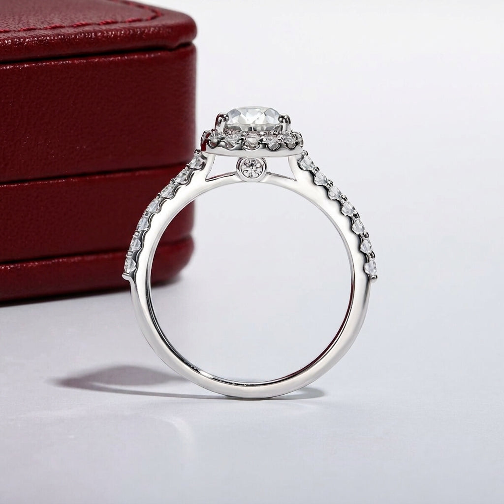Poire Moissanite Ring