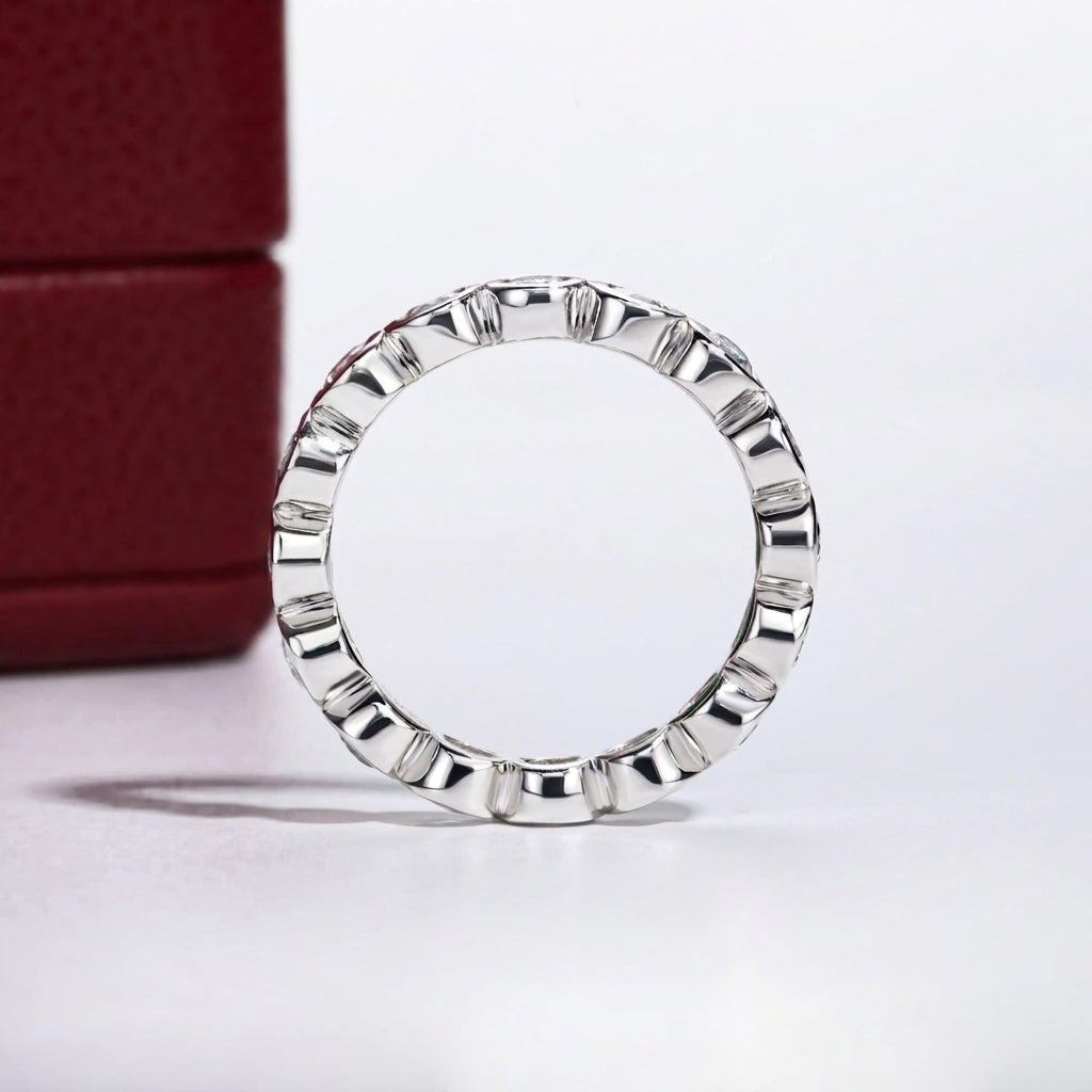 Perle Moissanite Wedding Band