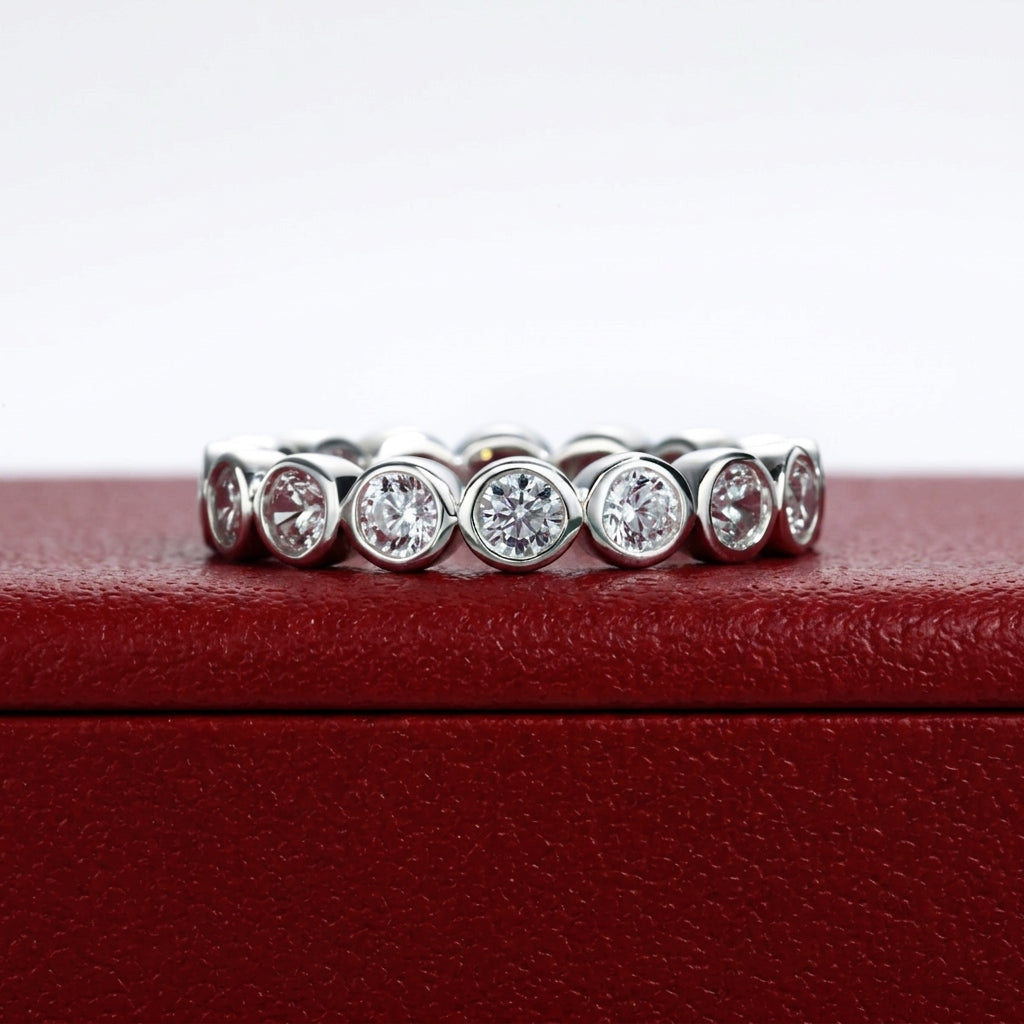 Perle Moissanite Wedding Band