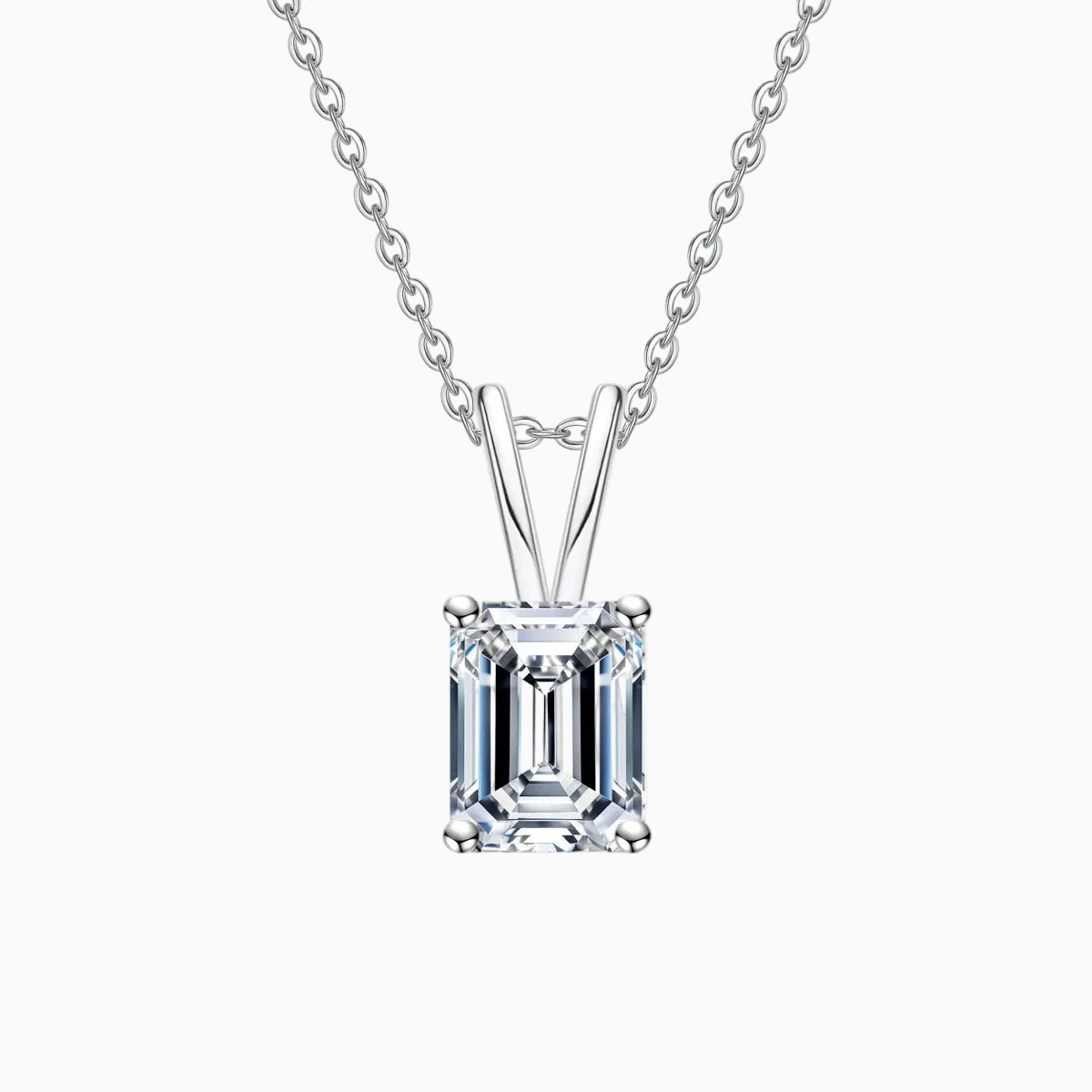 Émeraude Moissanite Necklace