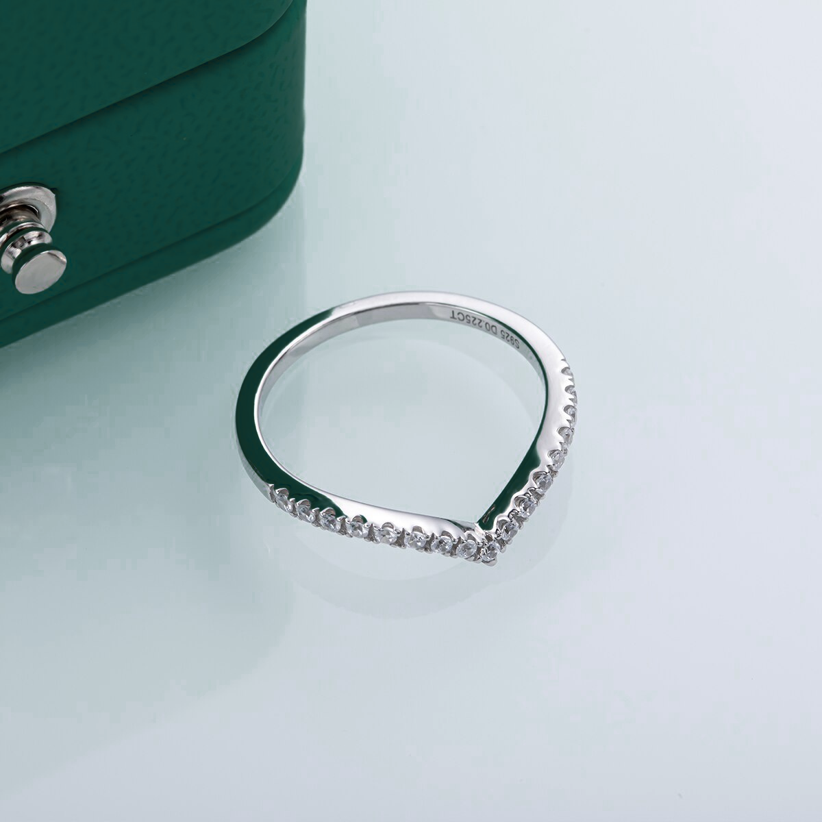 Half Heart Moissanite Wedding Ring