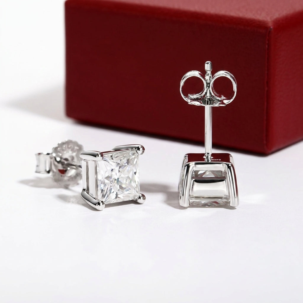 Princesse Or 10k Moissanite Earrings
