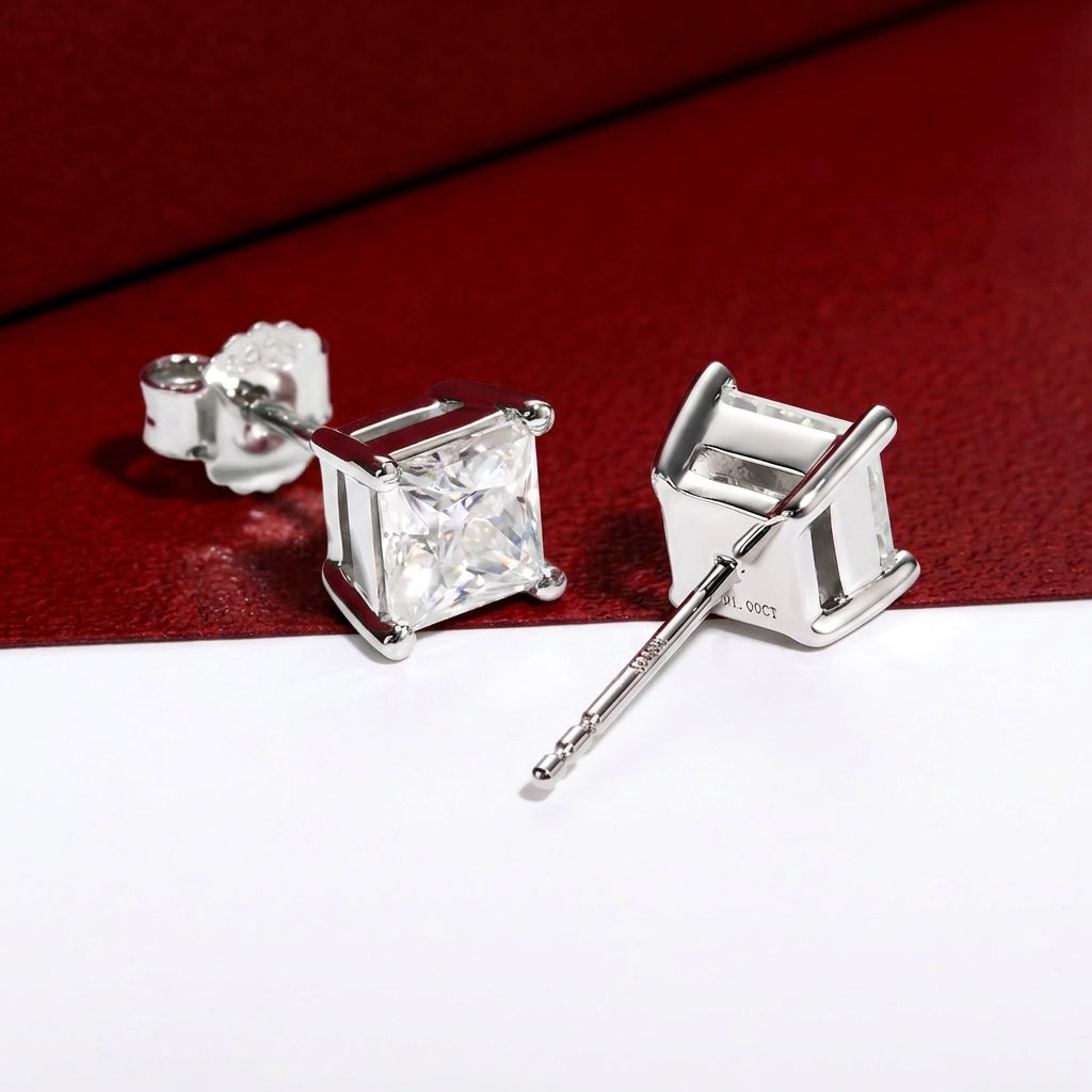 Princesse Or 10k Moissanite Earrings