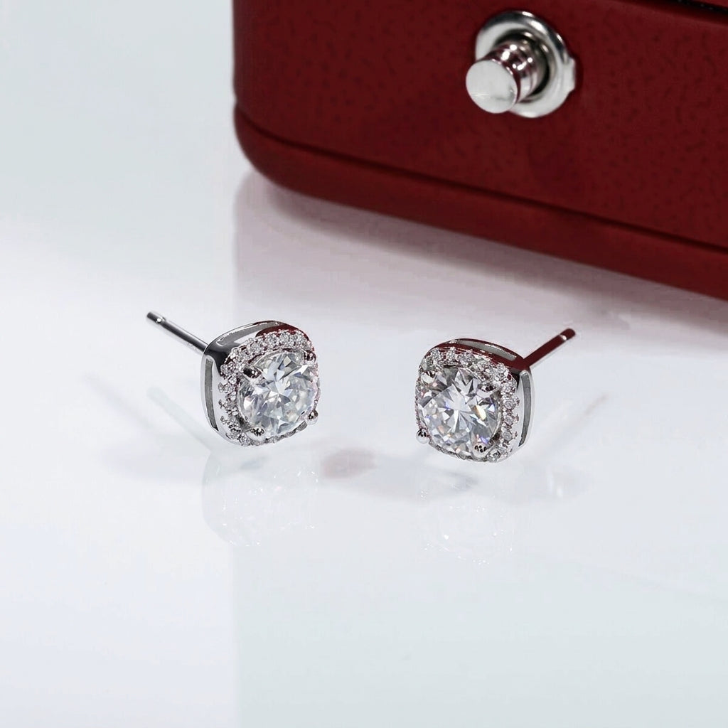 Carré Brillant Moissanite Earrings