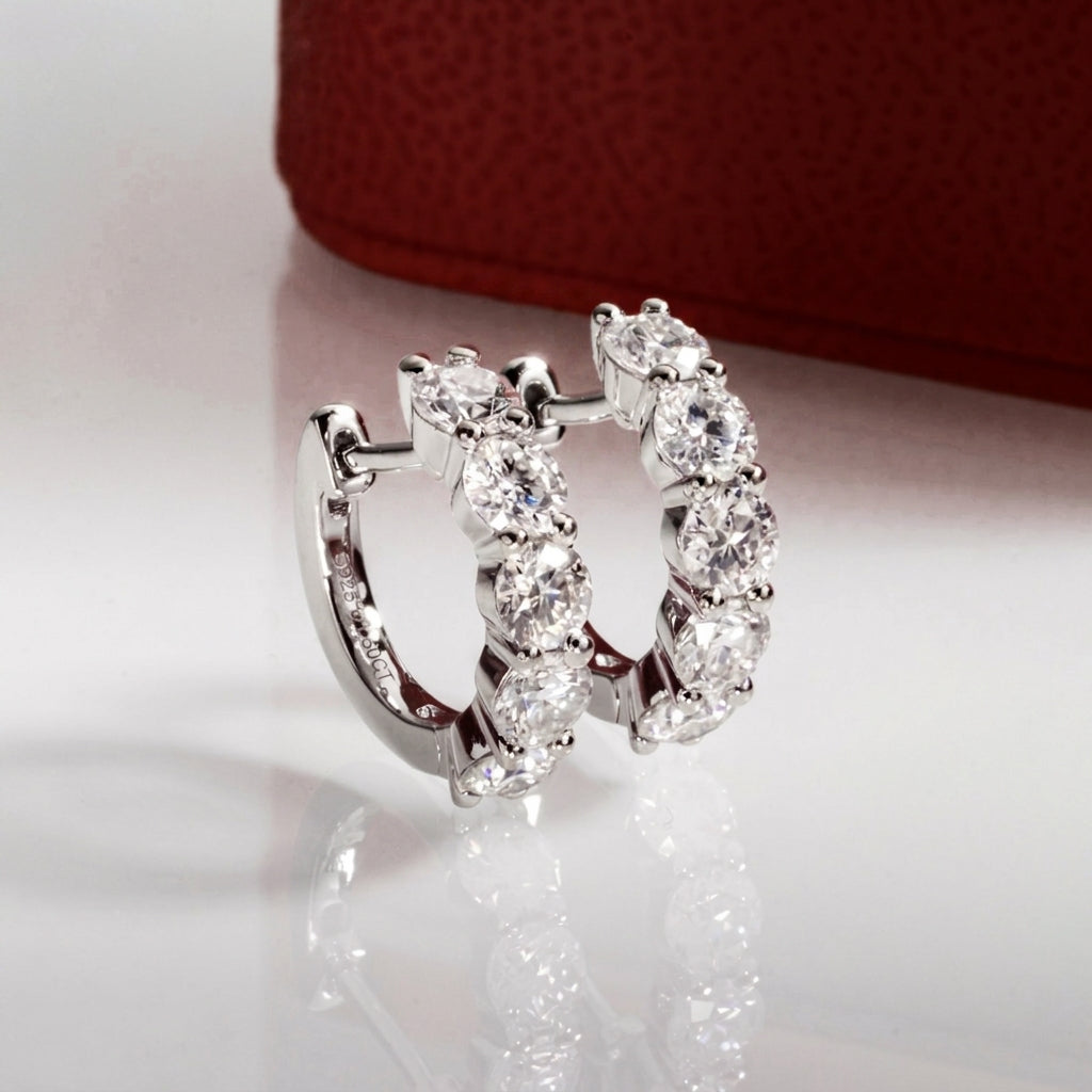 Cercle Clouté Moissanite Earrings