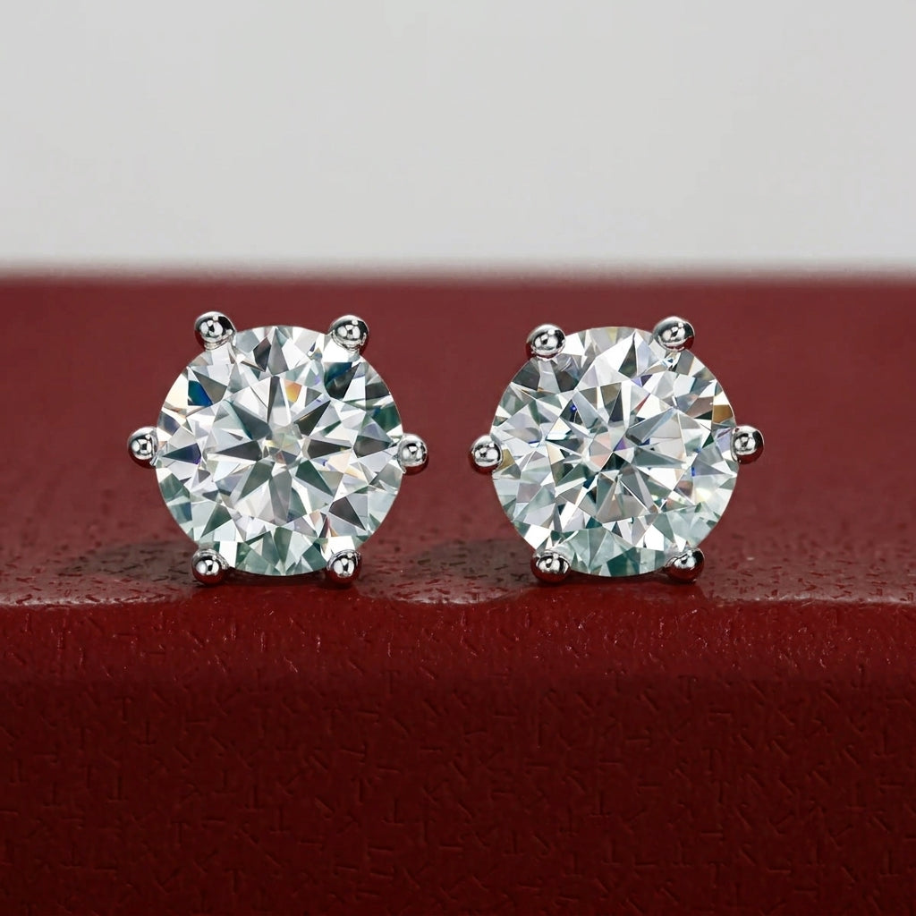 Six Griffes Moissanite Earrings