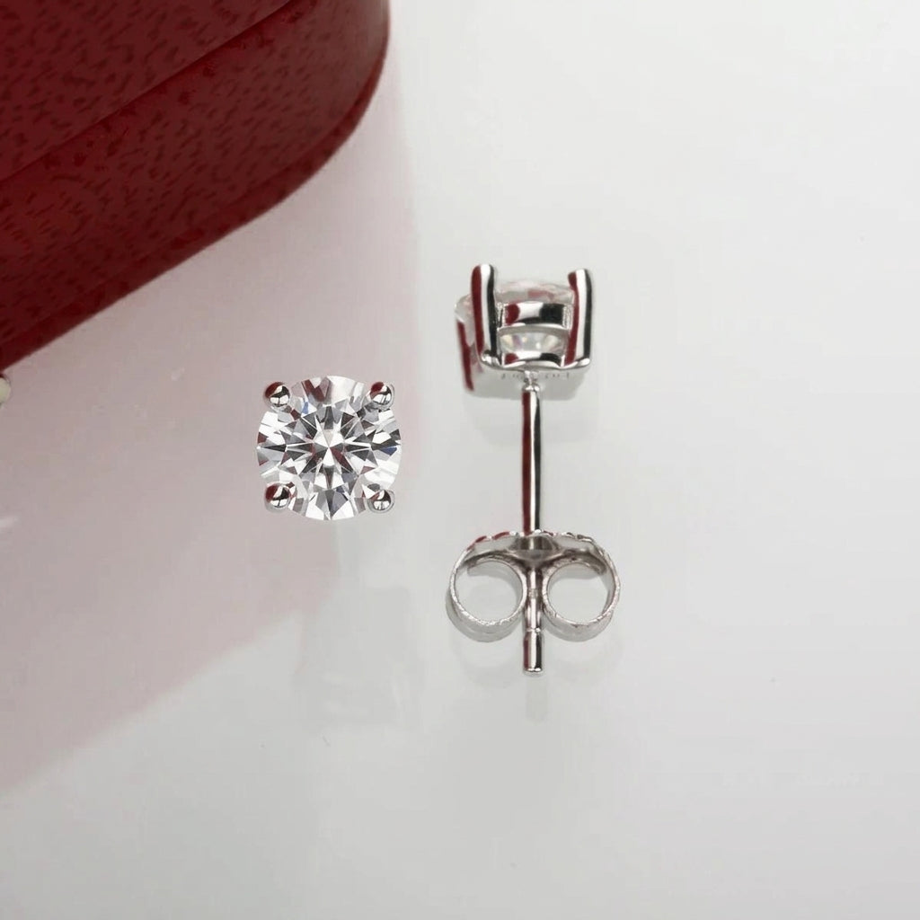 Quatre Millimètres Moissanite Earrings