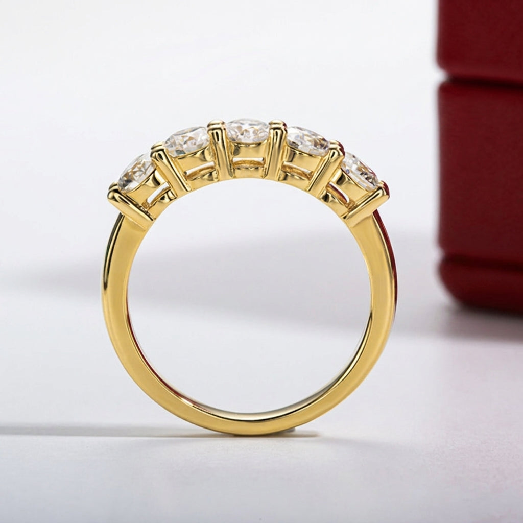 Or Cent Moissanite Gold Half Eternity Band