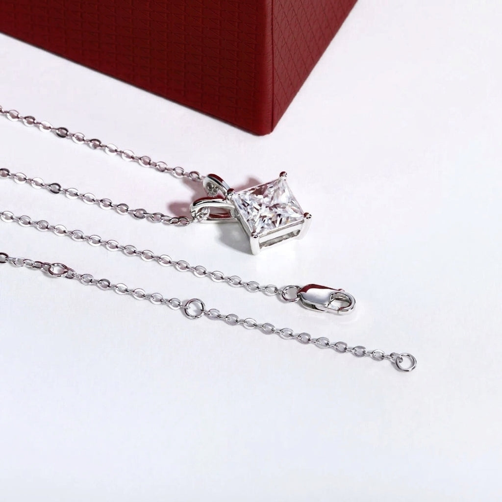 Princesse Moissanite Necklace