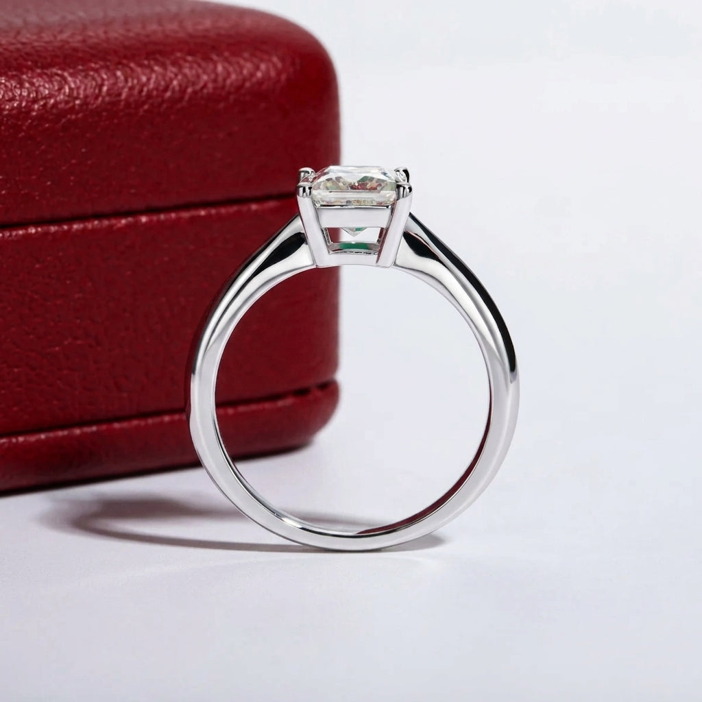 Reine Princess Moissanite Solitaire Ring
