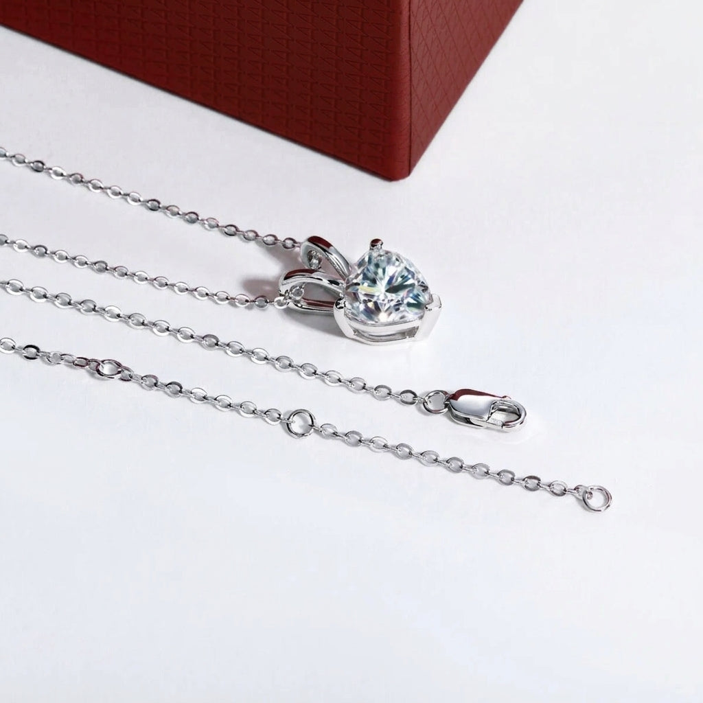 Halo Coeur Moissanite Necklace