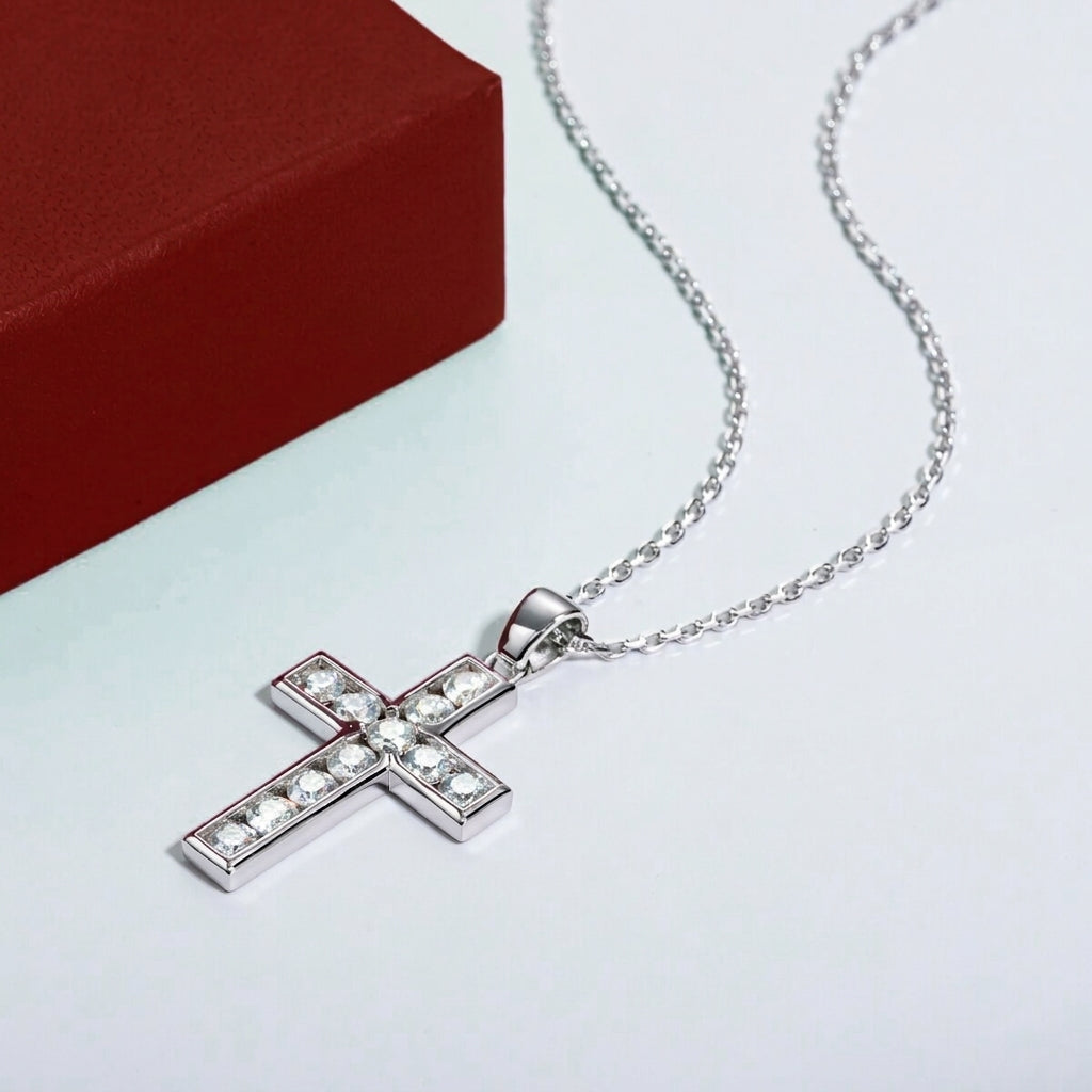 Croix Précieuse Moissanite Necklace