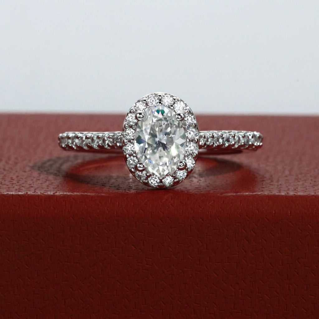 Halo Aurore Oval Moissanite Ring
