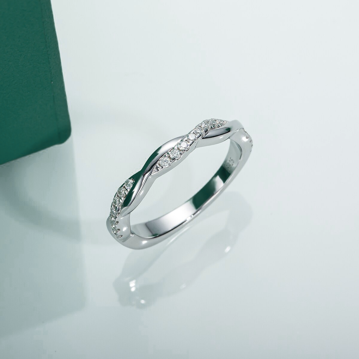 Half Cross Moissanite Wedding Ring