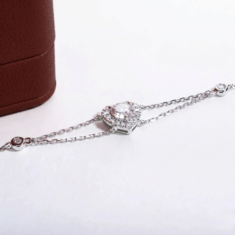 Amour Coeur Moissanite Bracelet