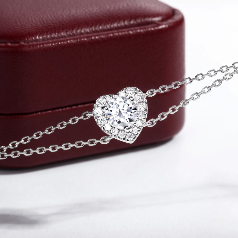 Amour Coeur Moissanite Bracelet