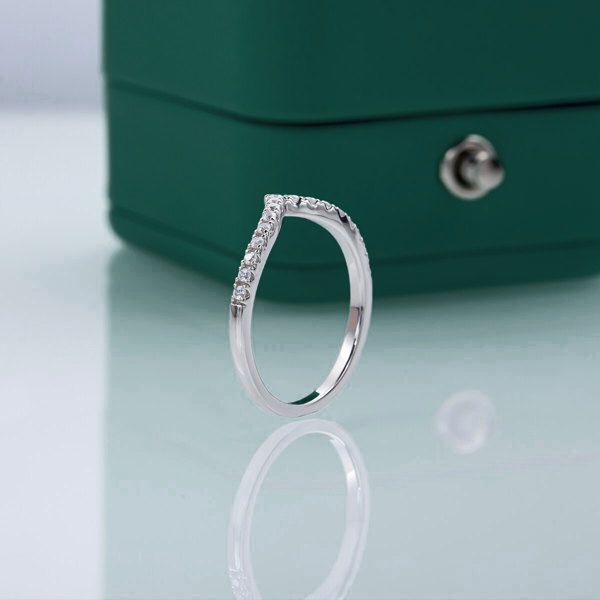 Half Heart Moissanite Wedding Ring