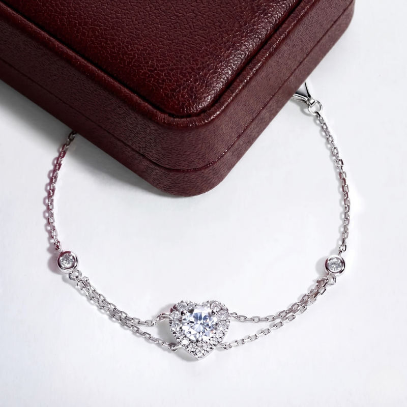 Amour Coeur Moissanite Bracelet