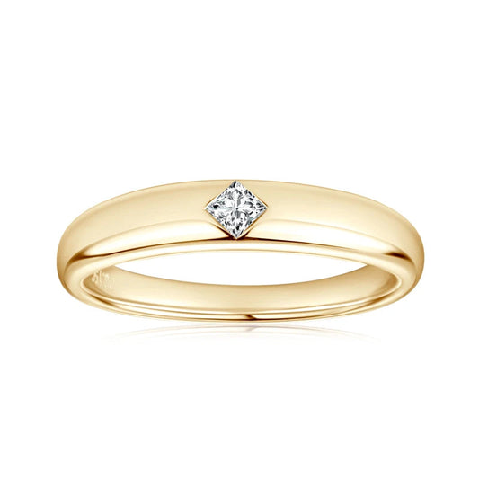Aliança 15 Pontos Princesa Moissanite em Prata com Banho de Ouro 14k.