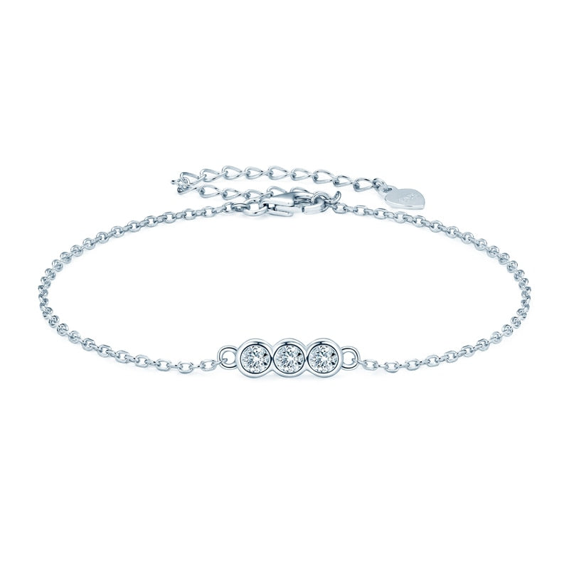 Bracelete Três Marias com moissanites e prata banhada a ouro branco 18K.