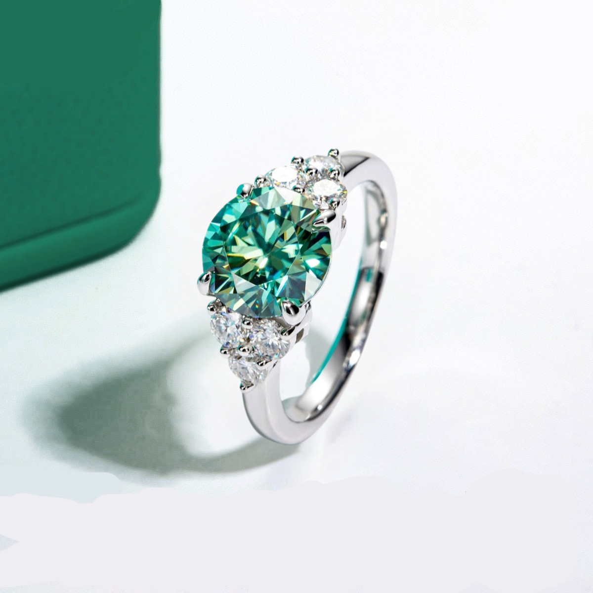Luxury Green Moissanite Ring