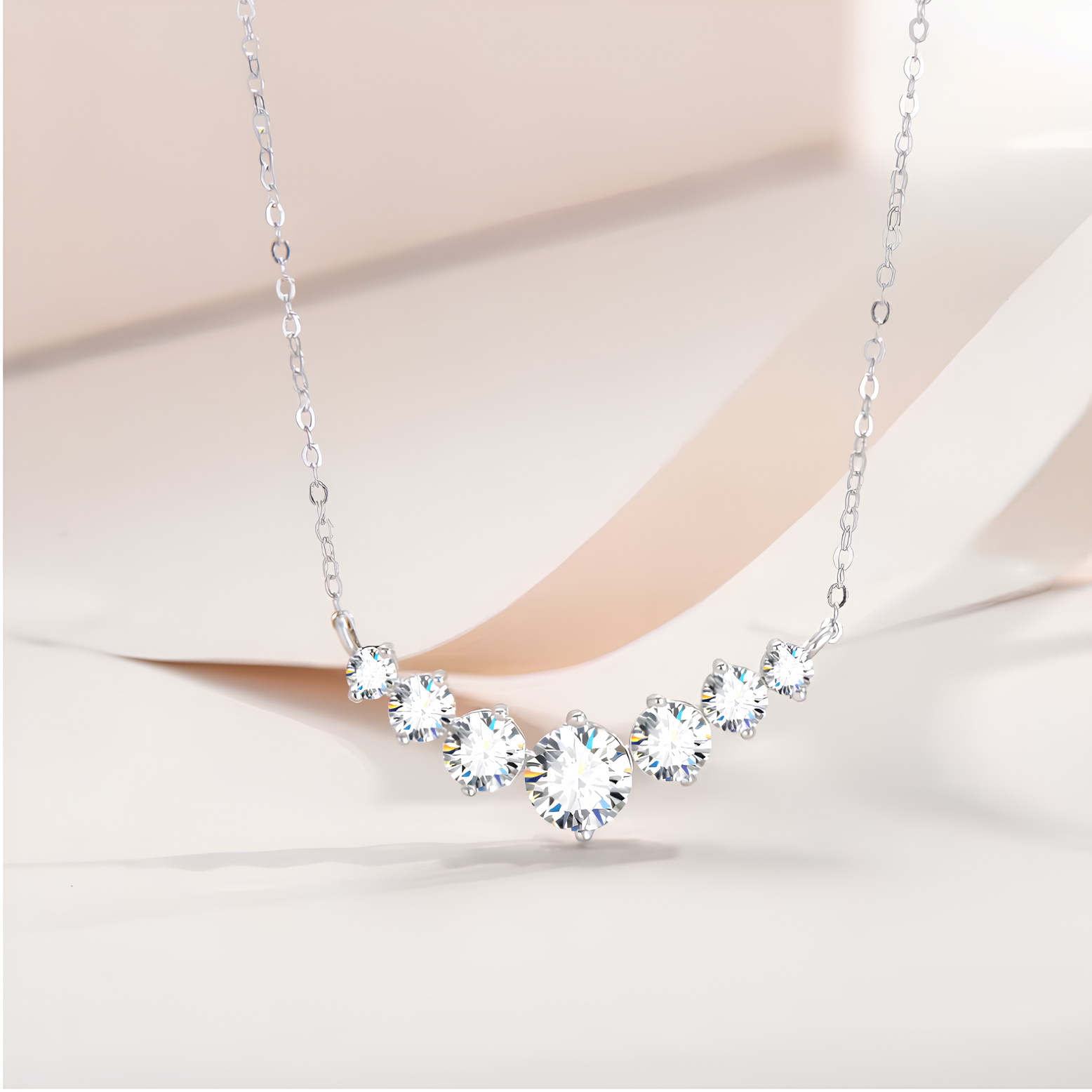 Stellar Lumière Moissanite Necklace