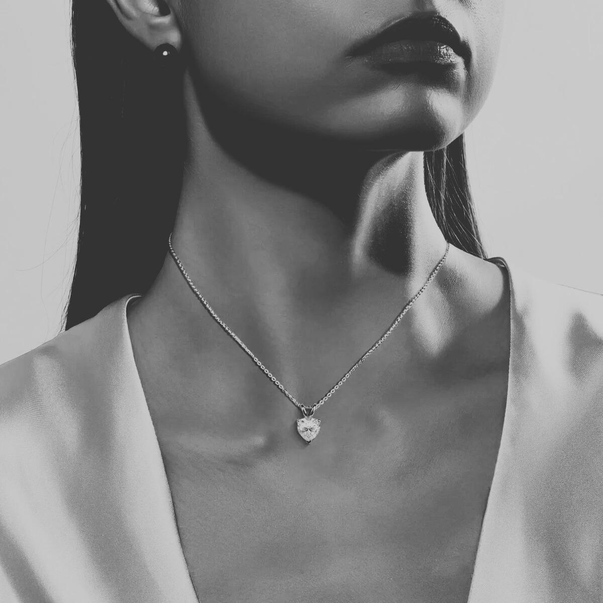 Halo Coeur Moissanite Necklace