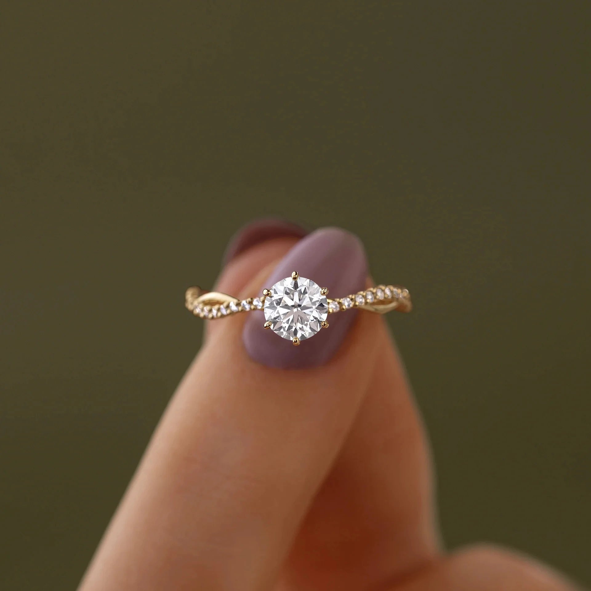 Elionne Moissanite Solitaire Ring