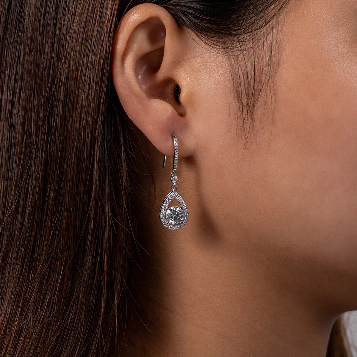 Poire Drop Moissanite Earrings