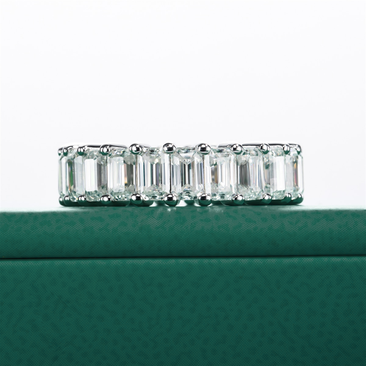 Cubic Moissanite Stones Wedding Ring