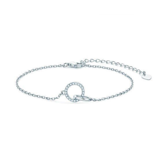 Bracelete Elo do Destino em prata banhada a ouro branco 14k com moissanites.