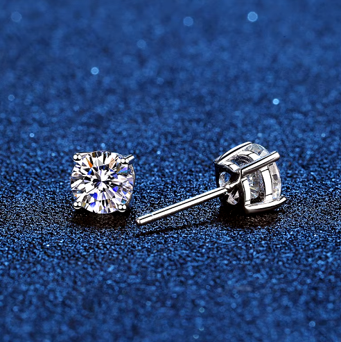 Moissanite 4 Claw Solitaire Earring